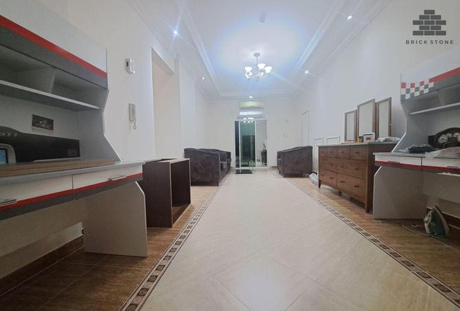 940306 - Property Image 2