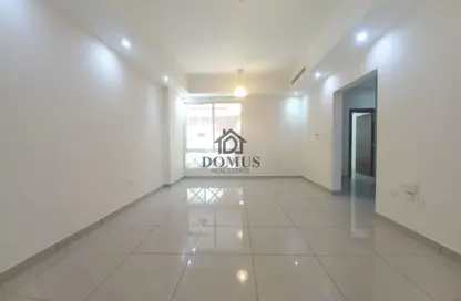 Apartment - 2 Bedrooms - 2 Bathrooms for rent in Thabit Bin Zaid Street - Al Mansoura - Doha