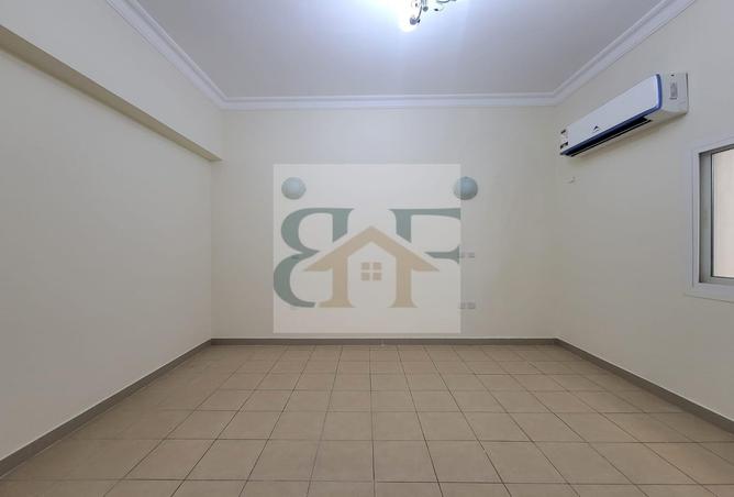 981890 - Property Image 3