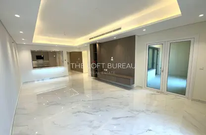 Apartment - 2 Bedrooms - 3 Bathrooms for sale in East Porto Drive - Porto Arabia - The Pearl Island - Doha