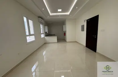 Apartment - 2 Bedrooms - 2 Bathrooms for rent in Al Mansoura - Al Mansoura - Doha