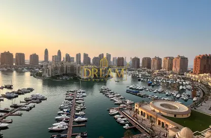 Apartment - 2 Bedrooms - 2 Bathrooms for rent in Porto Arabia - The Pearl Island - Doha