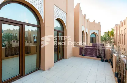 مجمع سكني - 5 غرف نوم - 7 حمامات للايجار في فلل واست باي لاغون - وست باي لاجون - بحيرة وست لاجون - الدوحة