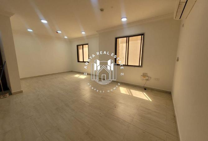 939347 - Property Image 2