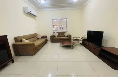 شقة - 2 غرف نوم - 2 حمامات للايجار في شارع المطار القديم - طريق المطار القديم - الدوحة شقة - 2 غرف نوم - 2 حمامات للايجار في شارع المطار القديم - طريق المطار القديم - الدوحة