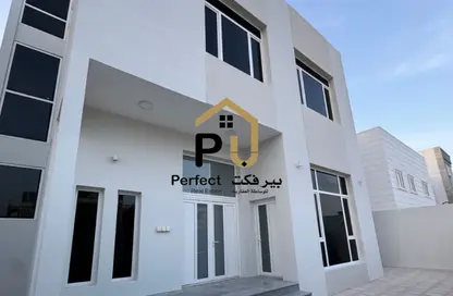 Villa - 5 Bedrooms - 6 Bathrooms for sale in Ain Khaled Villas - Ain Khaled - Doha