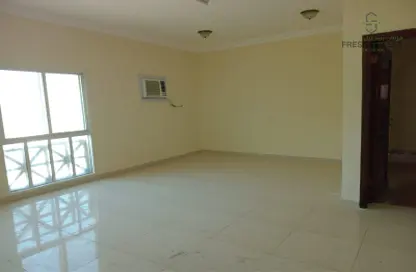 Apartment - 2 Bedrooms - 1 Bathroom for rent in Al Mansoura - Doha