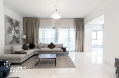 Apartment - 3 Bedrooms - 5 Bathrooms for rent in Al Shatt Street - West Bay - Doha