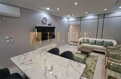 شقة - 2 غرف نوم - 2 حمامات للايجار في الغانم القديم - الغانم - الدوحة