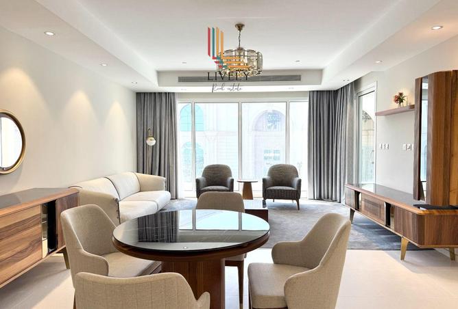 954462 - Property Image 2