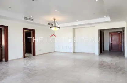 شقة - 2 غرف نوم - 4 حمامات للايجار في طريق بورتو الشرقي - بورتو أرابيا - جزيرة اللؤلؤة - الدوحة