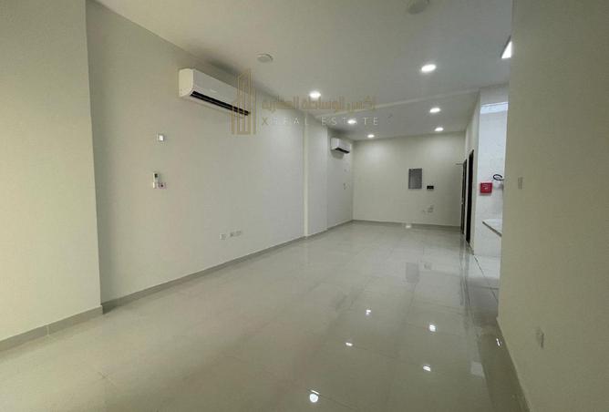 957593 - Property Main Image