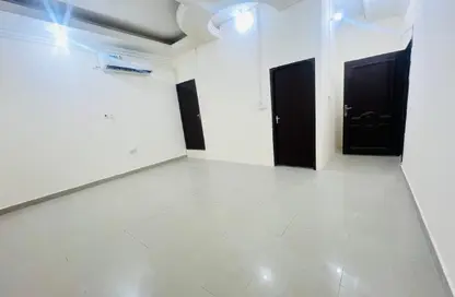 Villa - 1 Bedroom - 1 Bathroom for rent in Ain Khalid Gate - Ain Khaled - Doha