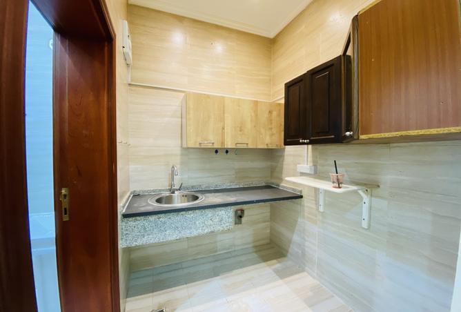 990943 - Property Image 3