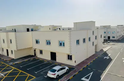 Villa - 6 Bedrooms - 7 Bathrooms for rent in Al Kheesa - Al Kheesa - Umm Salal Mohammed