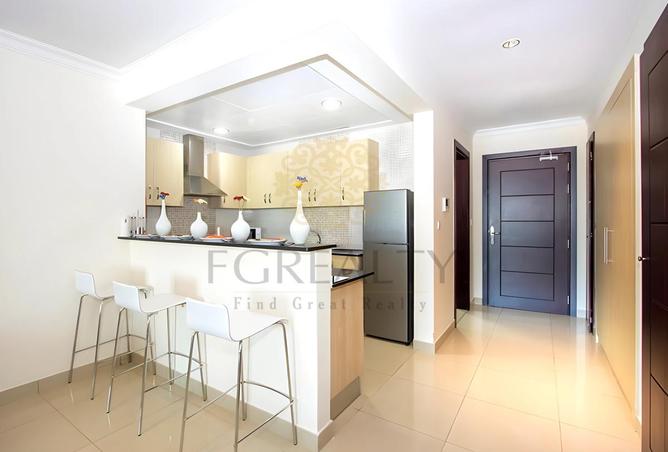 978505 - Property Image 2