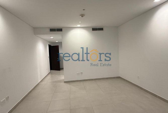 942883 - Property Image 2