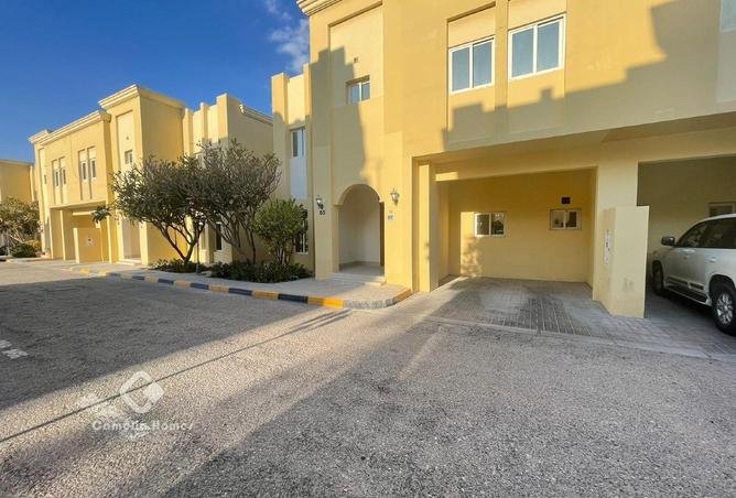 927213 - Property Main Image