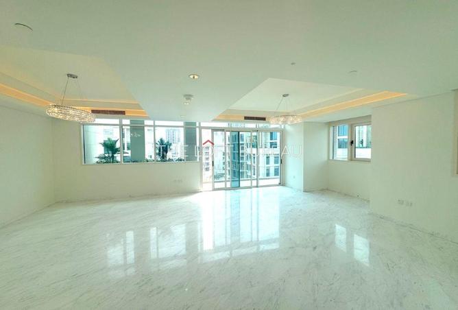 928413 - Property Main Image