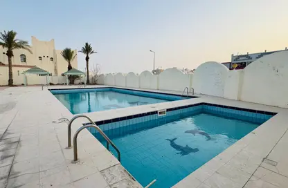 مجمع سكني - 5 غرف نوم - 4 حمامات للايجار في الثمامة - الثمامة - الدوحة
