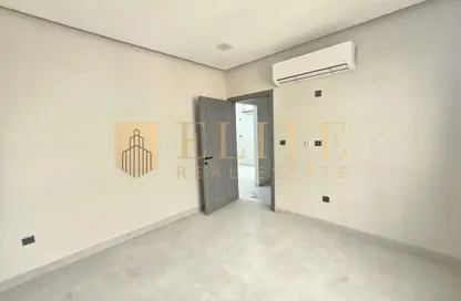 Apartment - 2 Bedrooms - 2 Bathrooms for rent in Madinat Khalifa Building 58 - Madinat Khalifa South - Madinat Khalifa - Doha