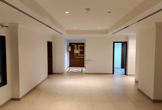 969730 - Property Image 2