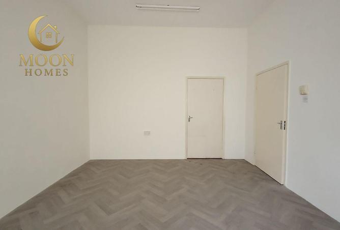 1005908 - Property Image 3