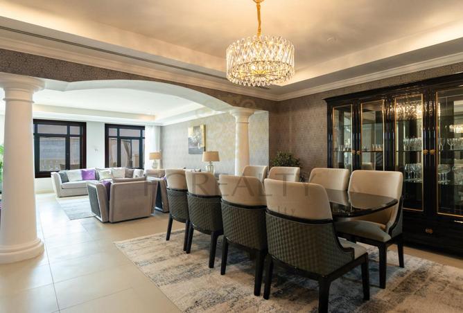 992149 - Property Image 2