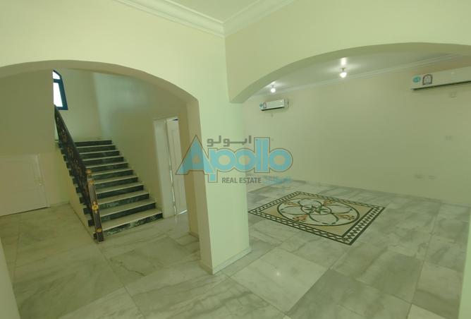 936907 - Property Image 2