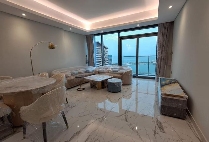 989815 - Property Image 2