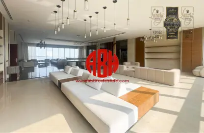 Penthouse - 5 Bedrooms - 6 Bathrooms for rent in Golden Bay Tower - West Bay - West Bay - Doha