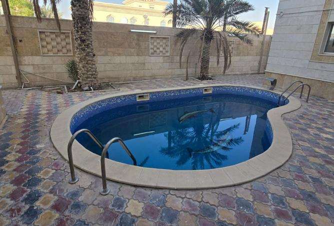 1003716 - Property Image 3