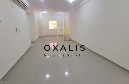 Apartment - 2 Bedrooms - 2 Bathrooms for rent in Musheireb Apartments - Musheireb - Doha