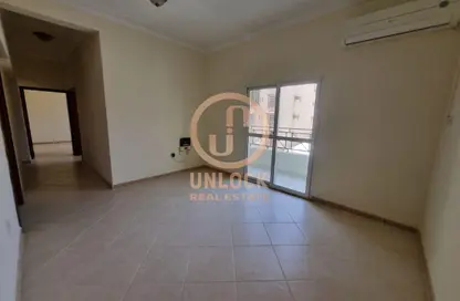 Apartment - 3 Bedrooms - 2 Bathrooms for rent in Al Muntazah Street - Al Muntazah - Doha
