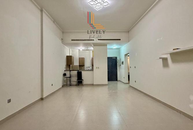 999757 - Property Image 3