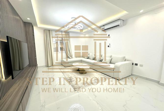 963454 - Property Image 2