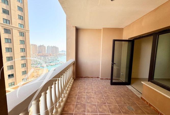 982513 - Property Image 2