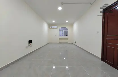 Apartment - 2 Bedrooms - 2 Bathrooms for rent in Al Jazeera Street - Fereej Bin Mahmoud North - Fereej Bin Mahmoud - Doha