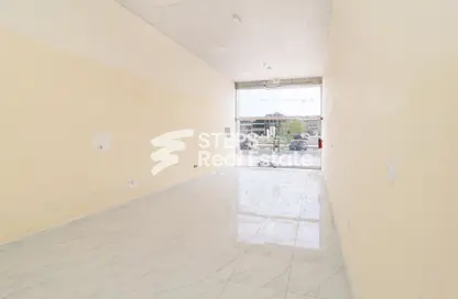 محل تجاري - استوديو - 1 حمام للايجار في شارع  بو هامو - أبو هامور - الدوحة