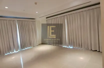 Apartment - 2 Bedrooms - 3 Bathrooms for rent in Porto Arabia - The Pearl Island - Doha