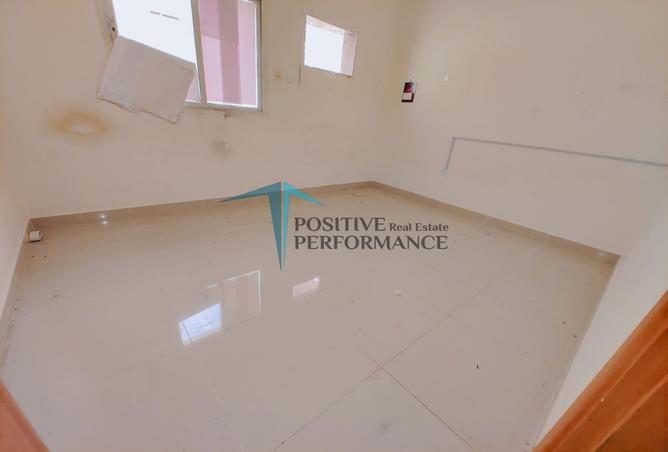 996019 - Property Image 3