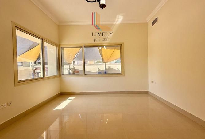 936898 - Property Image 2