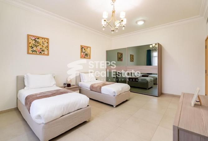 1000688 - Property Image 3