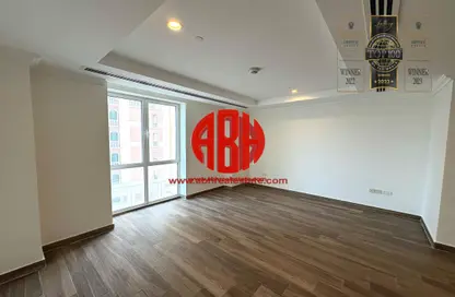Apartment - Studio - 1 Bathroom for rent in Viva East - Viva Bahriyah - The Pearl Island - Doha