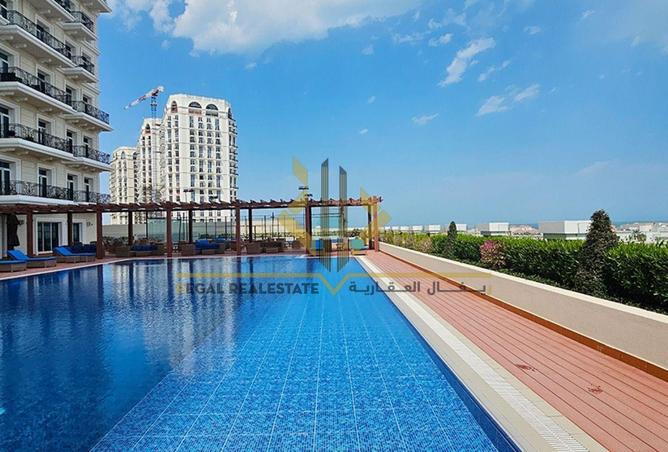 958073 - Property Image 2