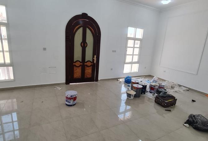 981460 - Property Image 3