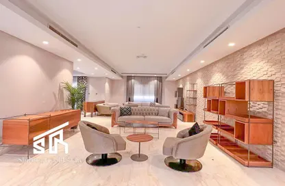 Villa - 4 Bedrooms - 5 Bathrooms for rent in Mamoura 18 - Al Maamoura - Doha