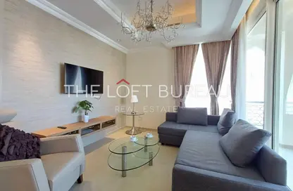 Apartment - 2 Bedrooms - 3 Bathrooms for rent in Viva West - Viva Bahriyah - The Pearl Island - Doha