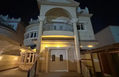 Villa - 7+ Bedrooms - 4 Bathrooms for sale in Al Wakra - Al Wakrah - Al Wakra