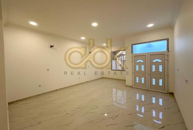 948346 - Property Image 2